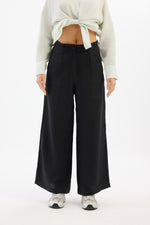 100% Linen High-Waist Women’s Trousers – Black