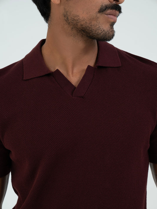 تي شرت بولو بفتحة  V - خمري غامق